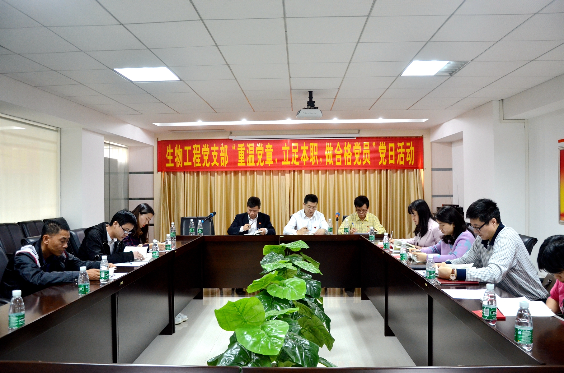 ���ҽ������ػ����h���ڶ����_���